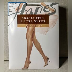 Hanes Ultra Sheer Control Top Pantyhose Size B – Barely Black – NWT, 4 Pack